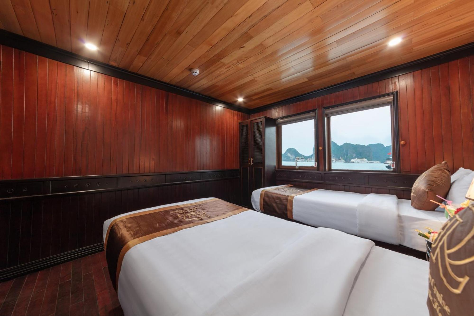 Ruby Cruise Hotel Ha Long Exterior photo
